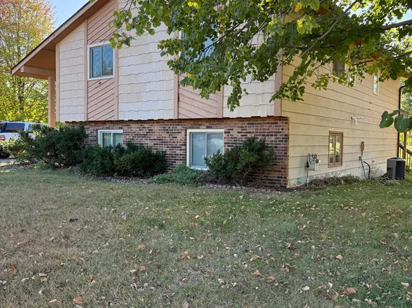 22155 Beaumont Way, Farmington, MN 55024