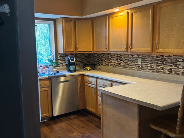 2387 Hay Creek Trl