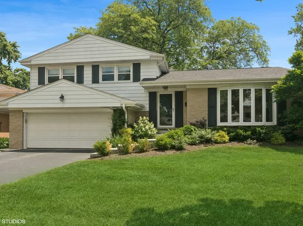 107 N Donald Ave, Arlington Heights, IL 60004