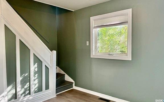 3rd image of 502 Bangor AVENUE