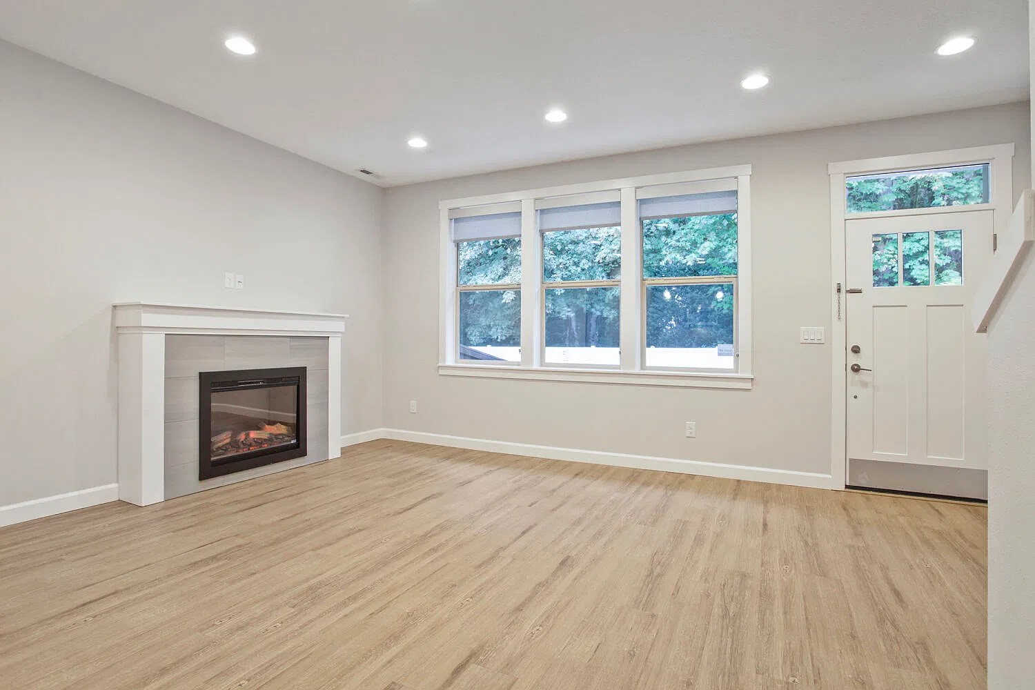 3 bed, 2.5 bath, 1472 sqft, $2,495 — Photo 4