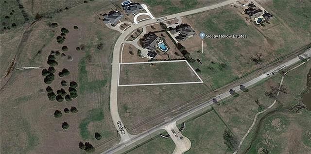 1st image of 1301 Estate Dr