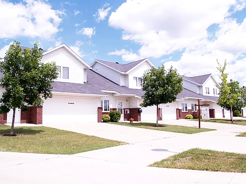 Tucker Pointe Photo 1