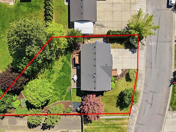 3rd image of 1417 S Glenn Rd