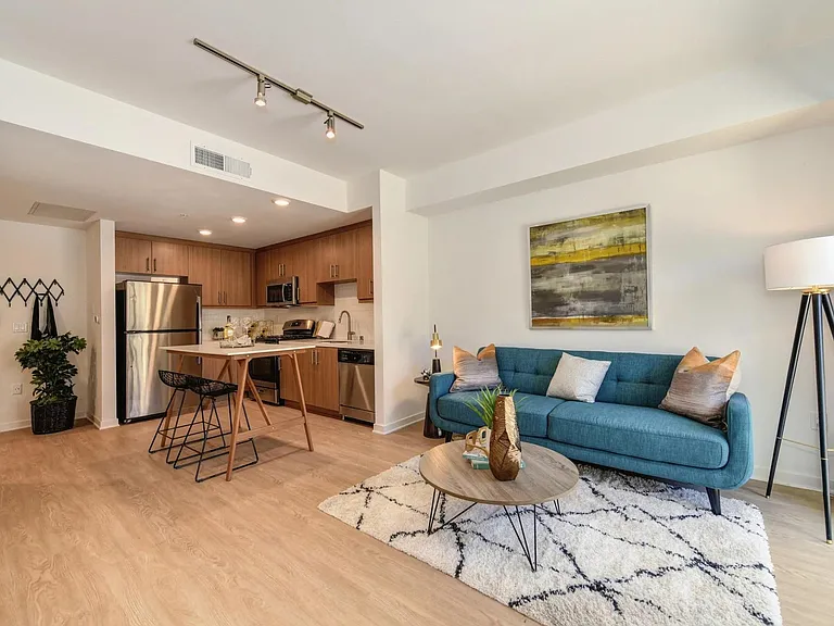 1446 Sunset Residences LLC — Photo 20