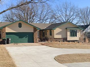 2409 S 168th St, Omaha, NE 68130