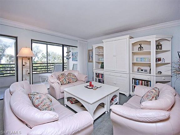 3rd image of 1605 Middle Gulf Dr Unit 203