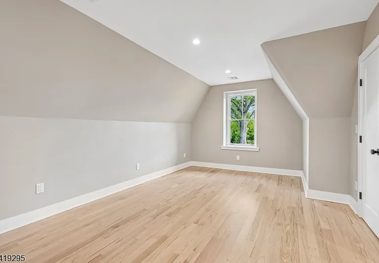 49 Park Ave #2 — Photo 15