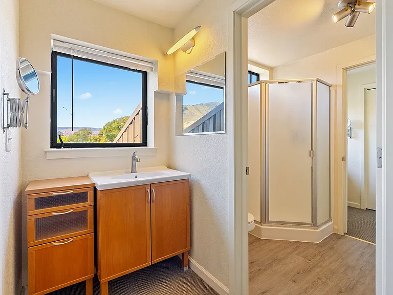 2074-2078 Parker Street - Residential — Photo 23