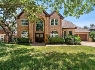 2207 Cliffs Edge Dr, Austin, TX 78733
