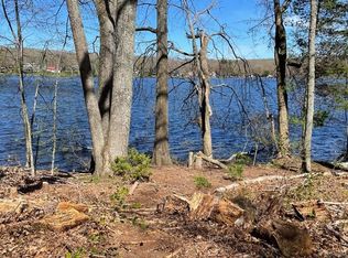 77 Lakeside Dr, Andover, CT 06232