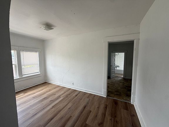 2nd image of 100 S College Ave #9