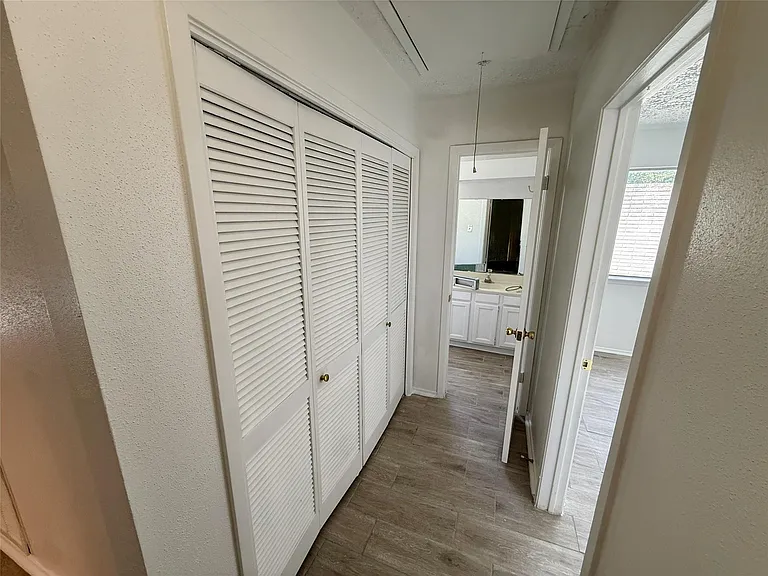 8342 Silvan Wind Ln — Photo 24