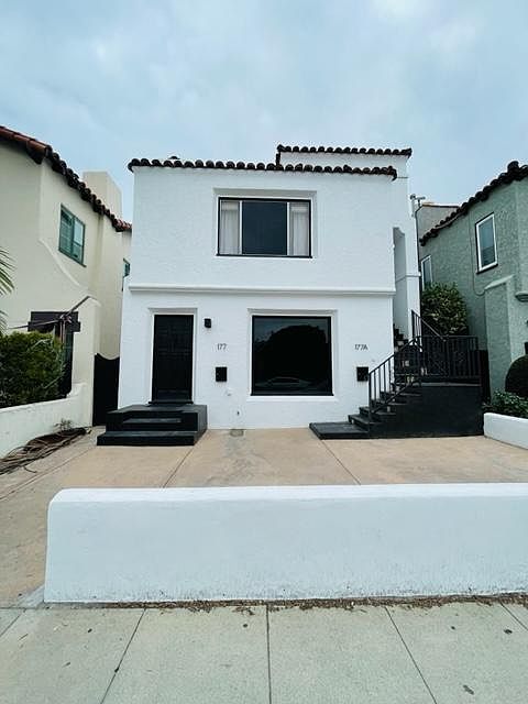 1st image of 177 Covina Ave #177