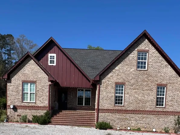 185 Battles Cir, Clanton, AL 35045