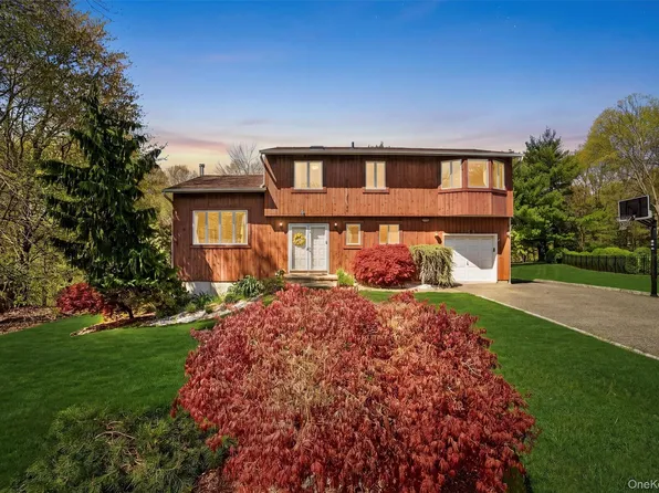 300 Chestnut Court, Yorktown Heights, NY 10598