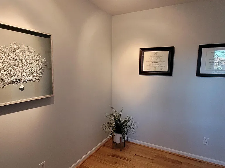102 Slate Pl — Photo 4