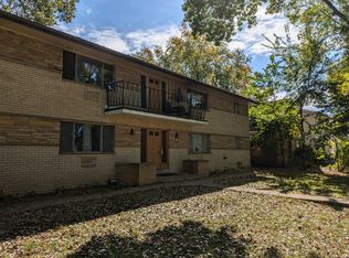 5658 N 94th St APT 3, Milwaukee, WI 53225