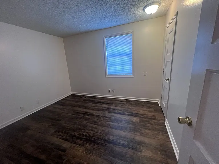 Evergreen Townhomes — Photo 26