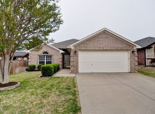 4976 Happy Trl, Fort Worth, TX 76244