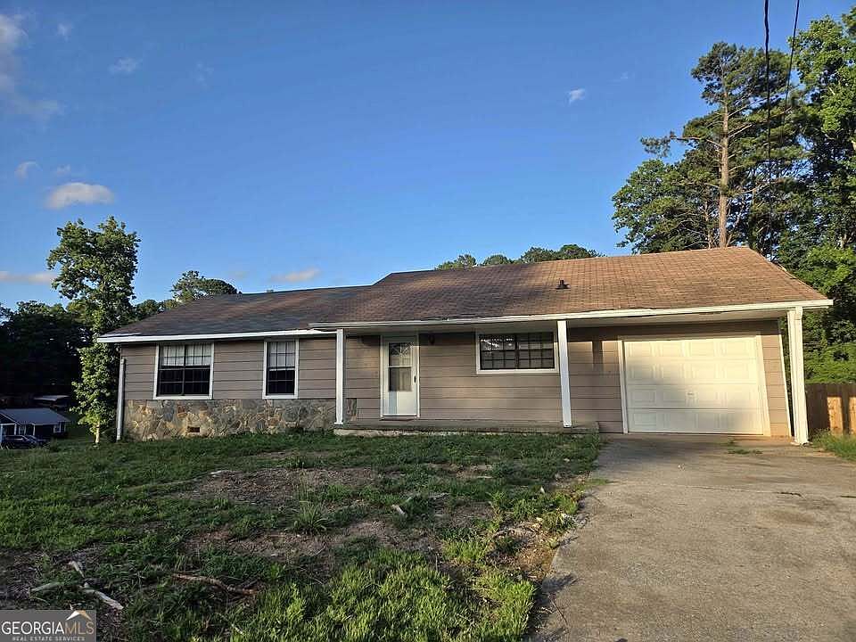 1st image of 2070 Radford Ct