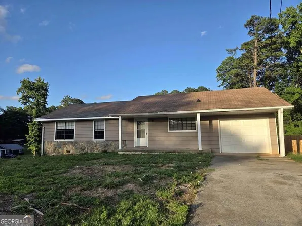 2070 Radford Ct, Riverdale, GA 30296