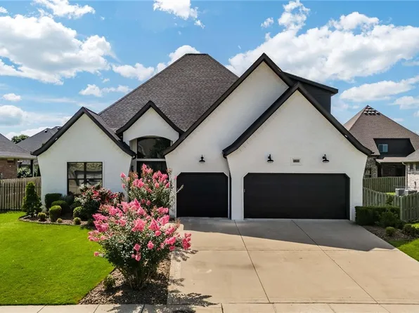 6520 W Coat Brg, Rogers, AR 72758