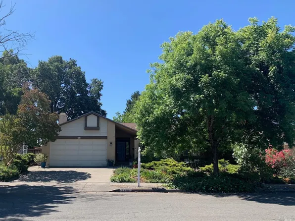 2418 Valley West Drive, Santa Rosa, CA 95401