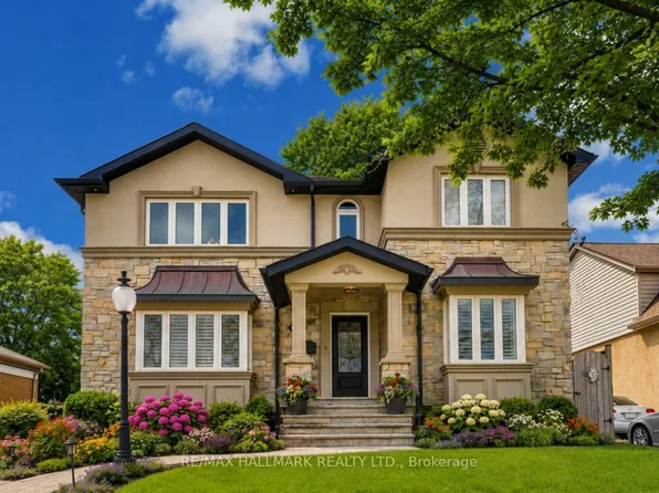 76 Ashbourne Dr, Toronto, ON M9B 4H5