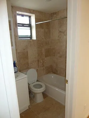 Rented by Chartwell Manhattan Realty | media 4