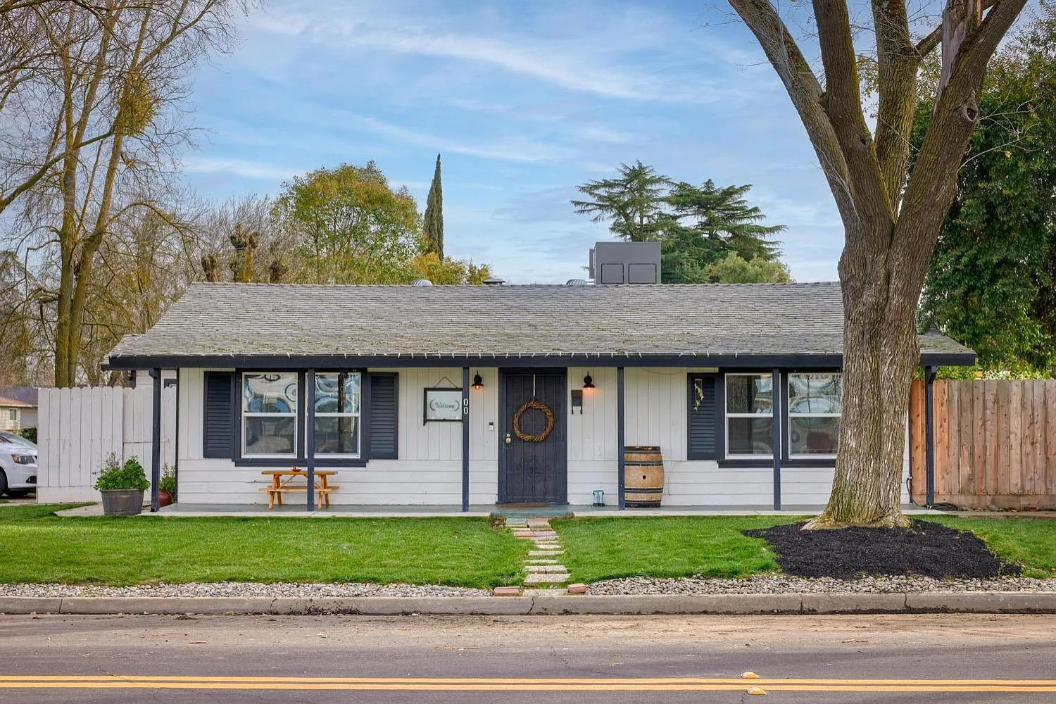 1008 Ulrich Ave photo 1