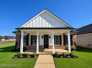 3482 Hatton Dr, Nesbit, MS 38651