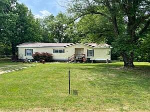 2nd image of 179 County Road 614