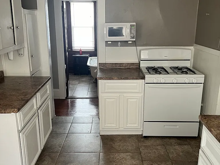 100 Ocean Ave #2 — Photo 13