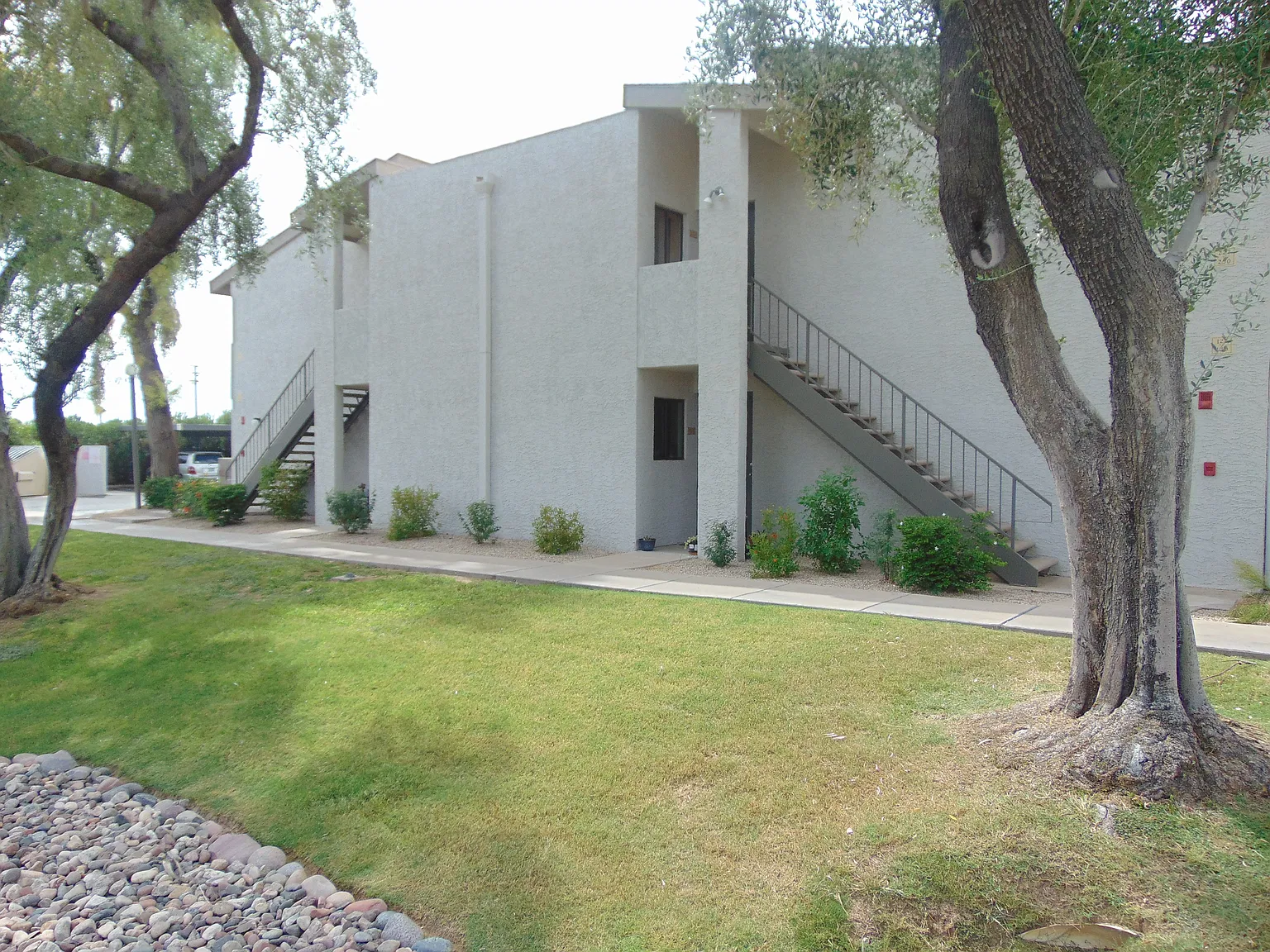 1 bed, 860 sqft, $1,500 — Photo 1