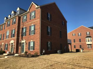 18 Madison St, Warrenton, VA 20186