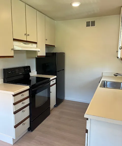 7 Oak Tree Ln #2 — Photo 13
