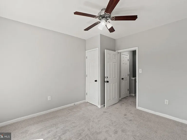 324 Oldham St — Photo 27