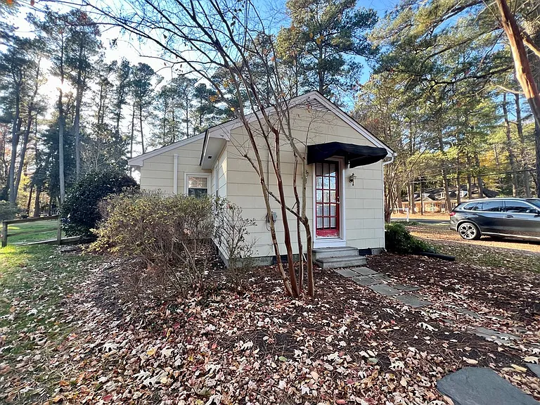 645 Rappahannock Dr — Photo 2