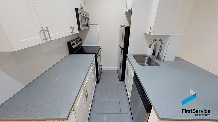 Rented by FirstService Realty (legacy) | media 10