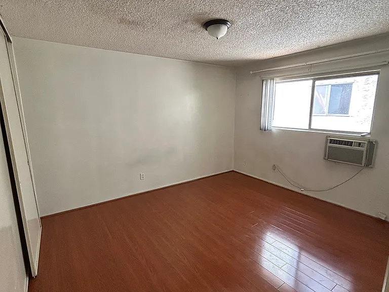 620 N Wilcox Ave — Photo 15