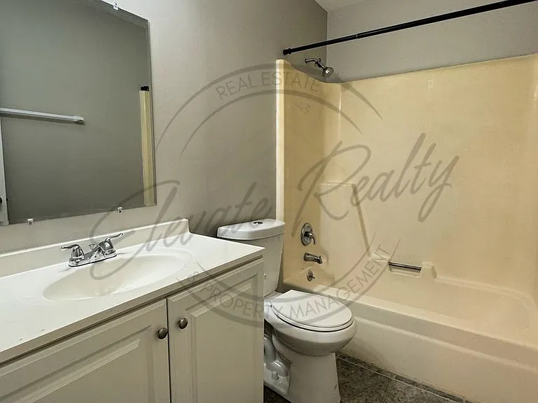 2539 Highland Trace Dr — Photo 10
