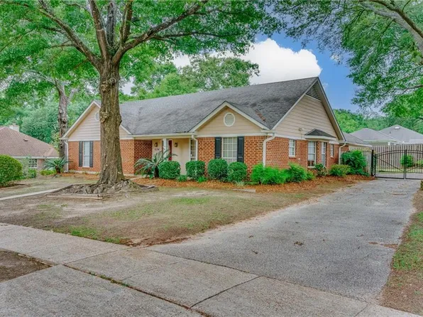6124 Lindholm Dr S, Mobile, AL 36693