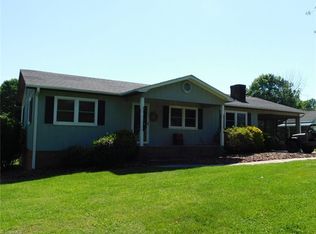 427 Heitman Rd, Thomasville, NC 27360