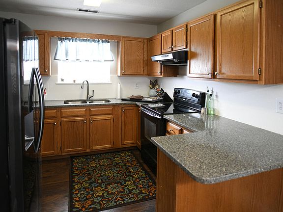 2nd image of 7404 Burnheim Way