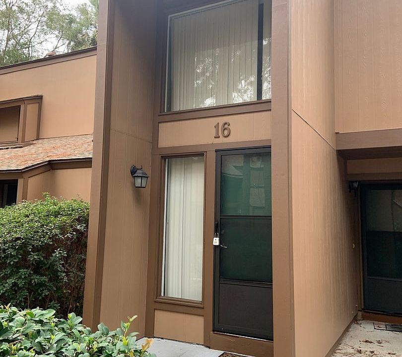 1st image of 16 Pinehurst Pl