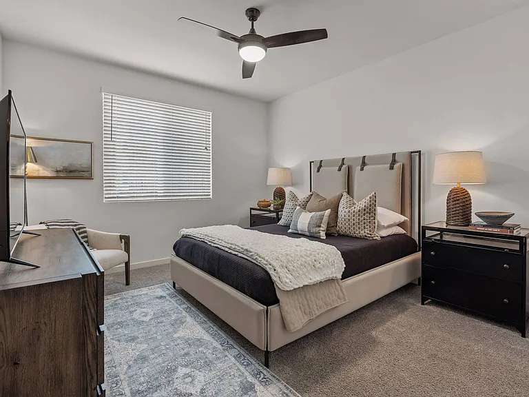 Westbury Apartments — Photo 8