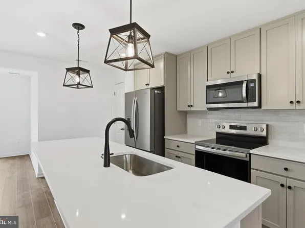 125 Courthouse Dr, Martinsburg, WV 25404