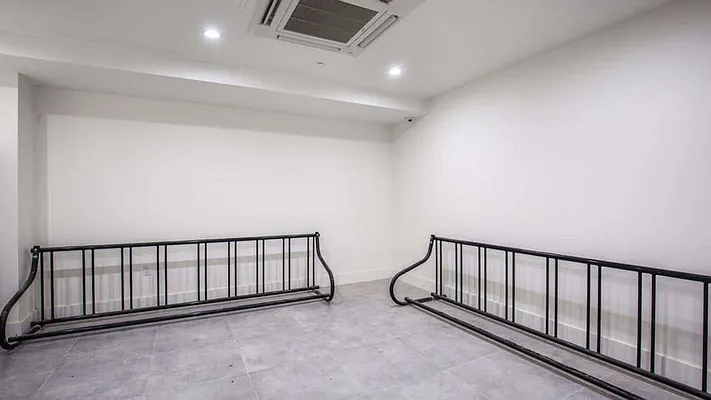 Rented by Nooklyn NYC LLC | media 43