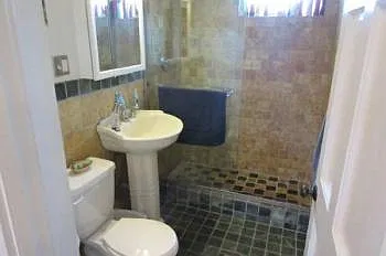 2 bed, 850 sqft, $3,300 — Photo 3